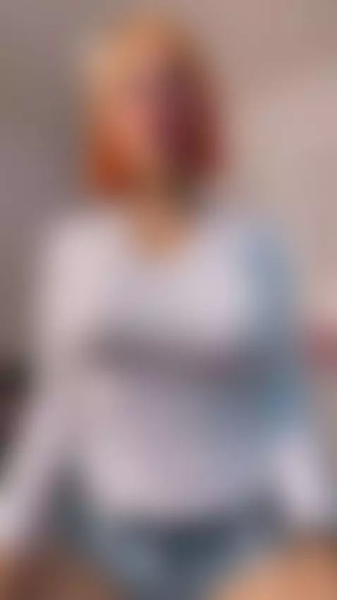Lets make my shirt so wet and put my nipples so hard 💦🥵 by kandygirl-023