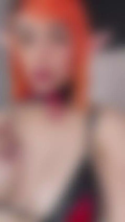 There is a horny bat ready to be fucked🔥😈🦇 by kandygirl-023