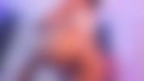 Dancing sexy for you... by mia-duarte-1