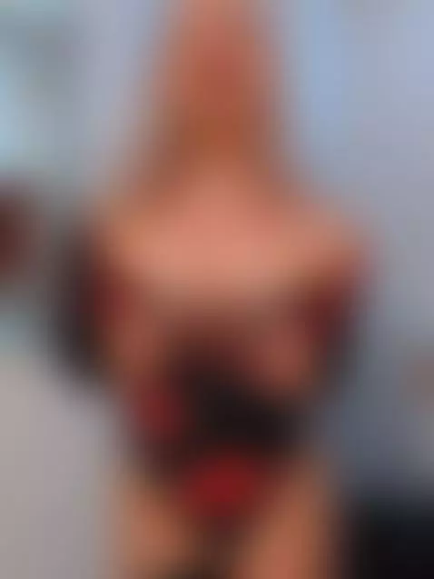 Hot and dangerous in my akatsuki uniform by marymilan