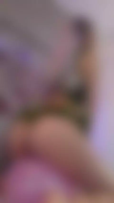 look how I burst my balloons by amaradavis