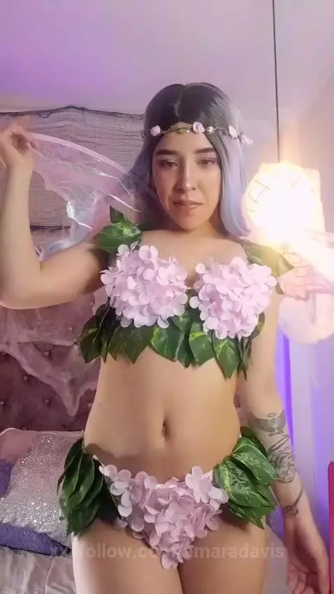 I am your pretty fairy and also your naughty devil  🔥🔥🎃 by amaradavis