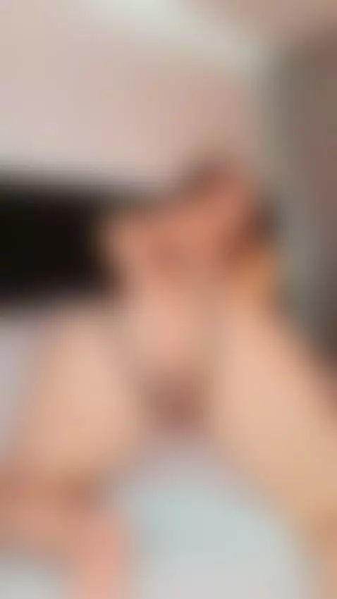 Fuck me hard, I want to feel you inside me 🤤🍑🔥 by skyreed