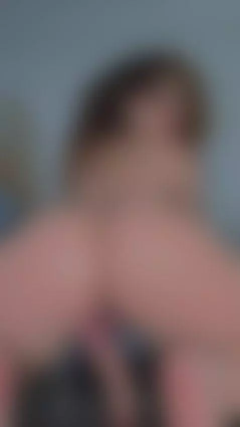 bouncing on your delicious cock 🍑🔥 by skyreed