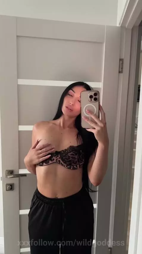 Every moan curls deeper 😈🫦 by wildgoddess