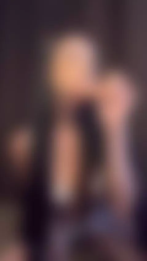 The air gathers at my shoulder lightly 💋💫 by wildgoddess