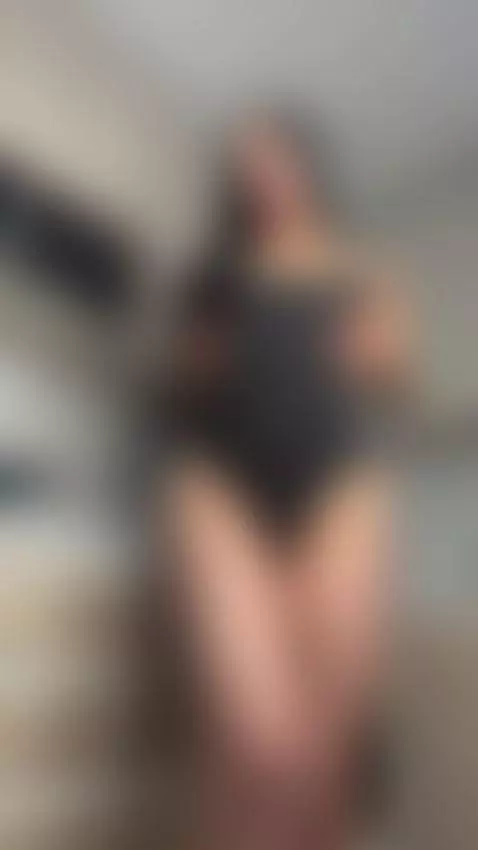 My hands learn every curve 💋🫦 by wildgoddess