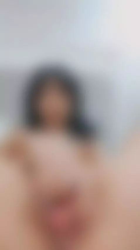 Hello by aliishakitty