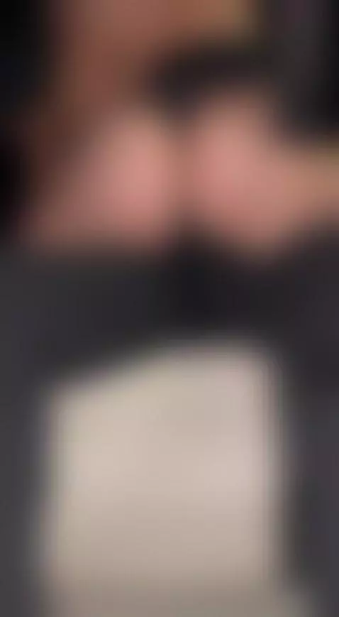 I love this big ass 🍑 by renieycastle