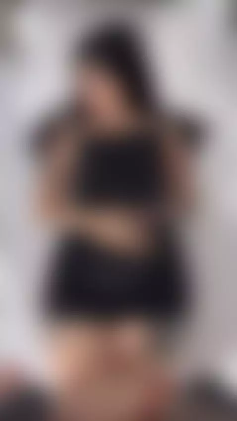 ¿Te atreves a conocer mi lado más atrevido? 😈 Link en bio. /... by jannisdavies