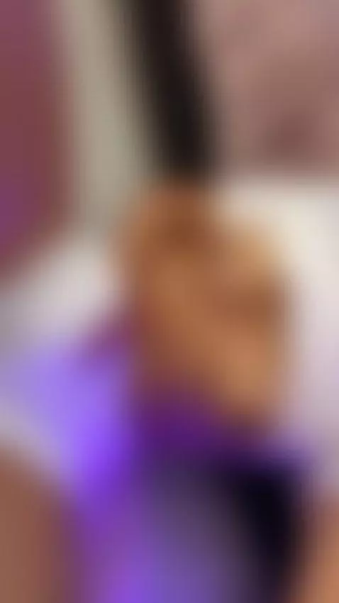 Rub my wet Clitoris by annkat