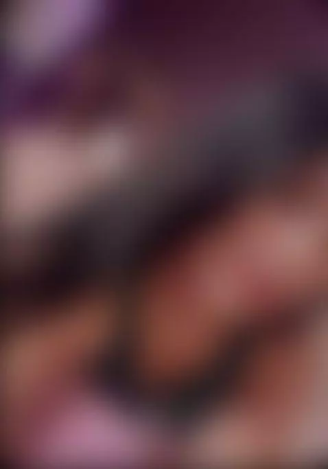 Slow sensual booty moves just for your eyes 😏 by miaafarrel