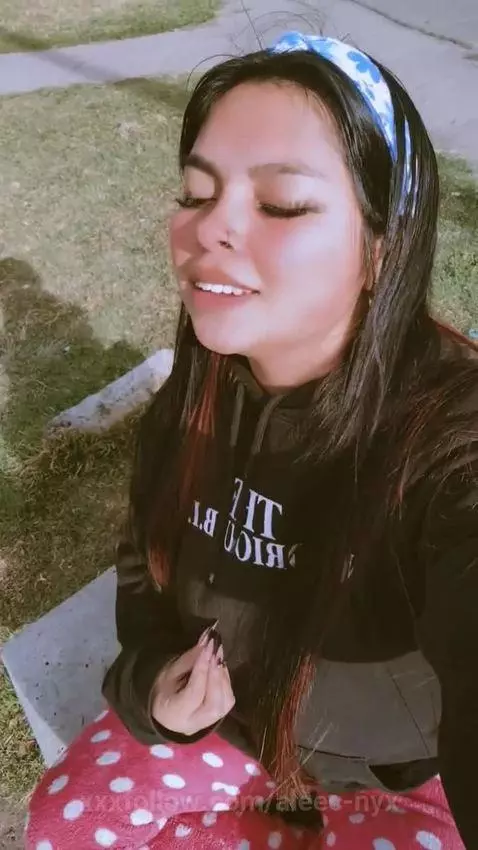 Smiles are my favorite accessory. by aleec-nyx