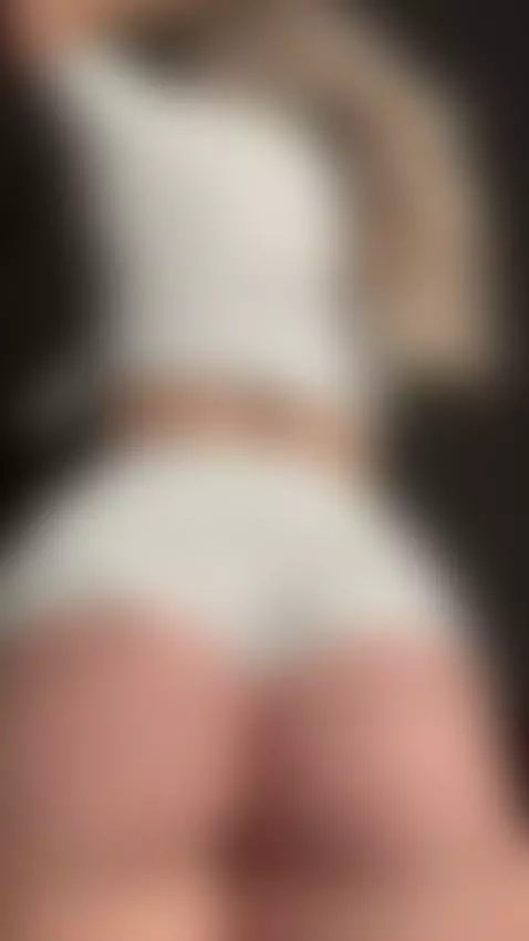 blondegirl, bigass by vivtoriasmithxx