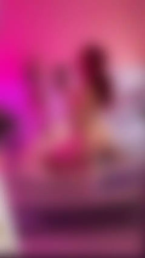 I'm live now, come and watch me make it real 💫 by camilarivers