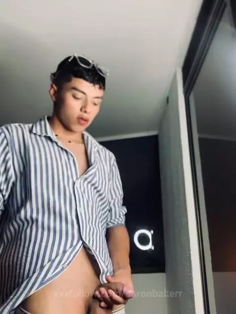 Do you help me? 🤤🔥 by aaronbakerr