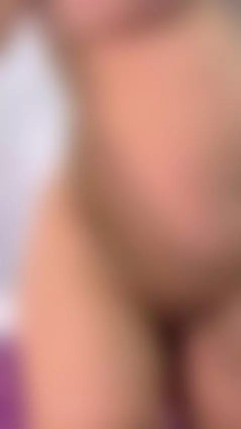 I'm Ana, your horny pregnant woman 😈... 20 years old, tits f... by anavictoria1