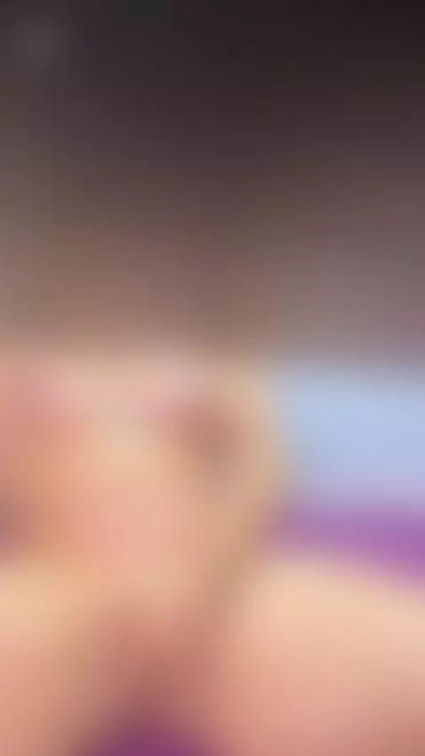 Do you like pregnant women? I have a lot of milk for you 🥛 h... by anavictoria1