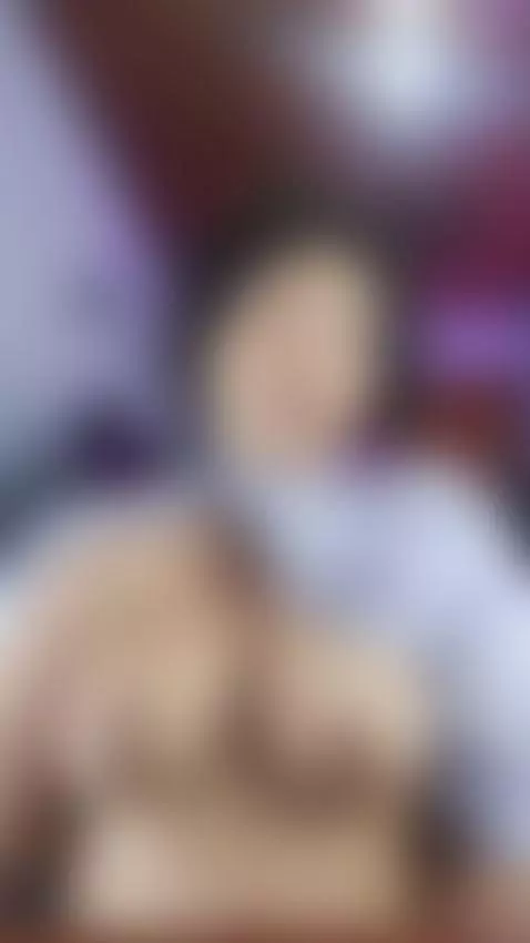 Treat me like a queen and I'll be your whore by dannaaberry