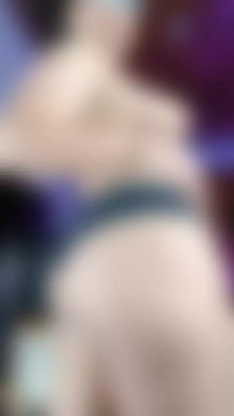 Treat me like a queen and I'll be your whore by dannaaberry