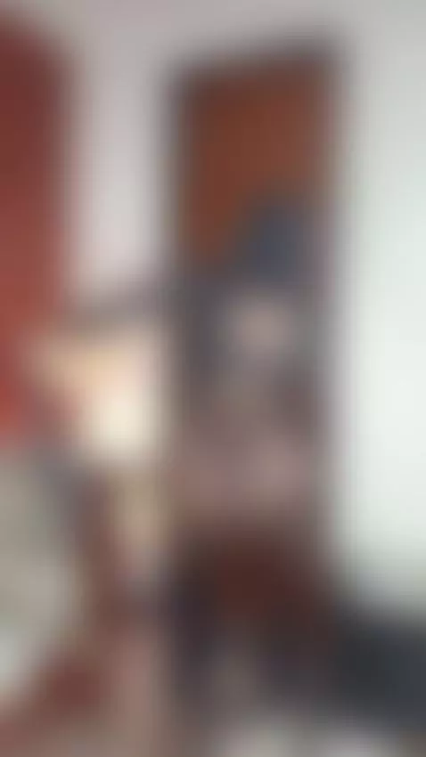 Treat me like a queen and I'll be your whore by dulcepettit