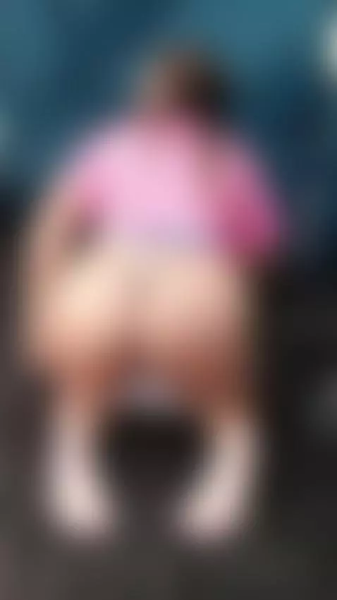 Treat me like a queen and I'll be your whore by antonellajohnston