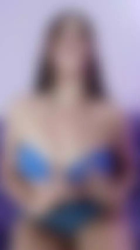 Treat me like a queen and I'll be your whore by antonellajohnston