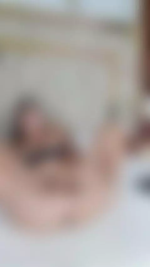 Come and let's make our meeting unforgettable. by antonellajohnston