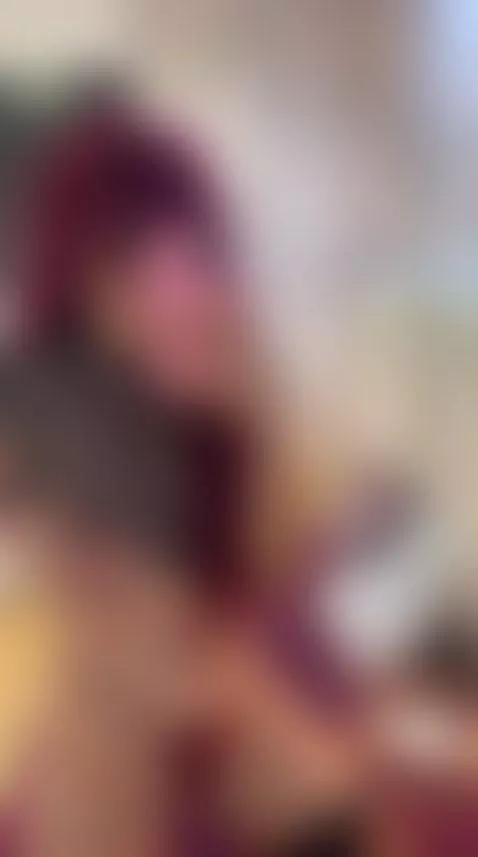 “Touch me with your eyes and you will see how the screen bur... by cleodemon