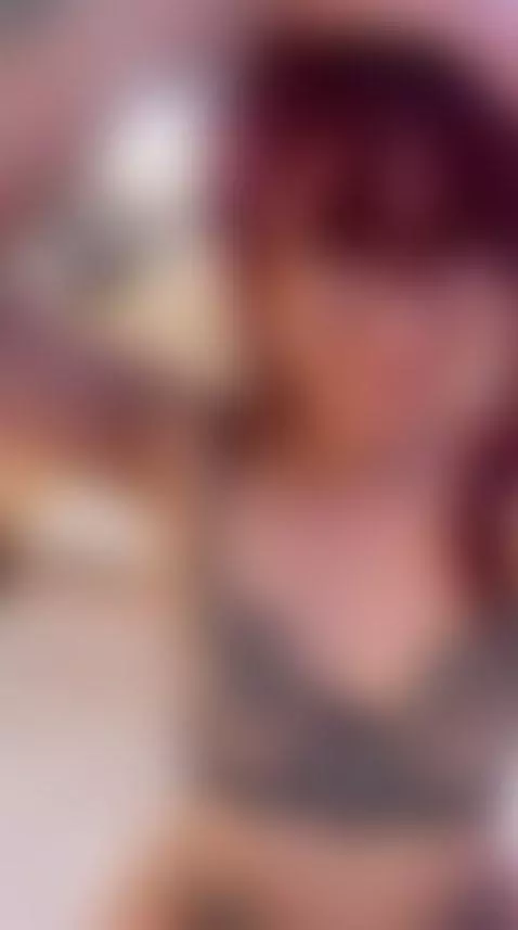 Look at my little eyes, would you like to see them close up ... by cleodemon