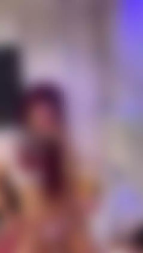 “Who wants to see me misbehave tonight?” 😈 by cleodemon