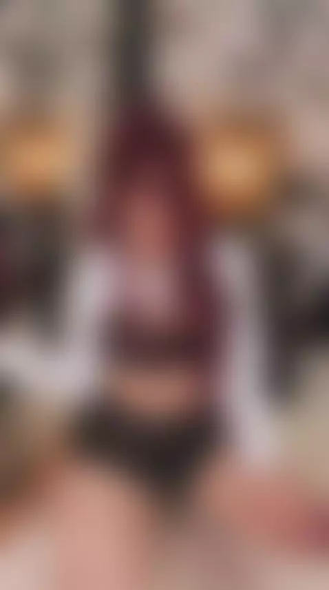 I'm a sexy naughty latina wanting to play with your hard coc... by cleodemon