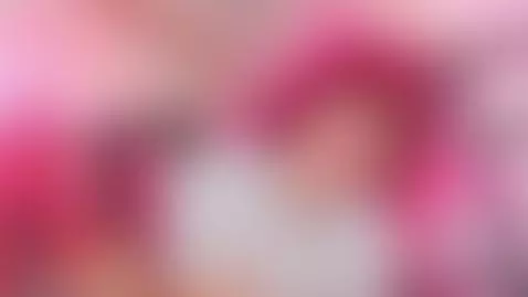 I'm online and I want to feel your cum on this angelic face ... by cleodemon