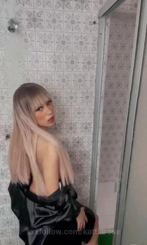 Some temptations are worth it by kattiarose