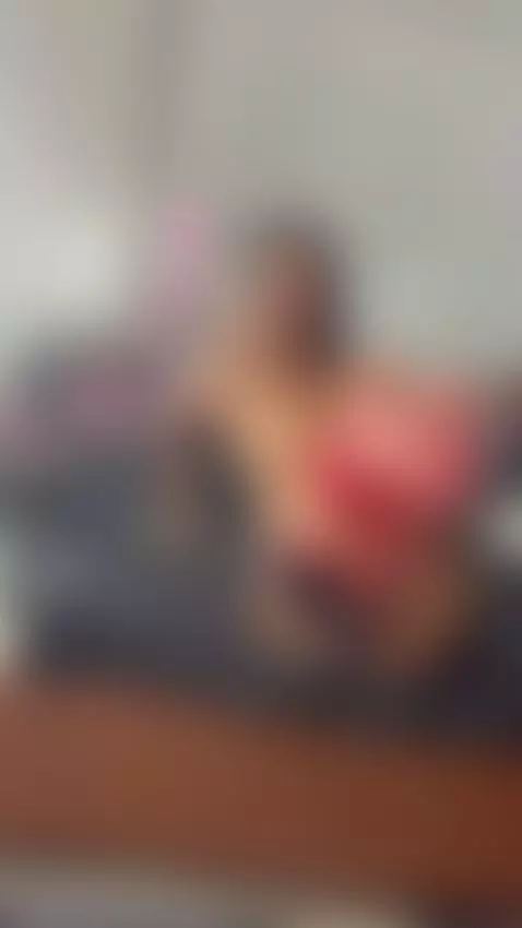 Treat me like a queen and I'll be your whore by kattiarose