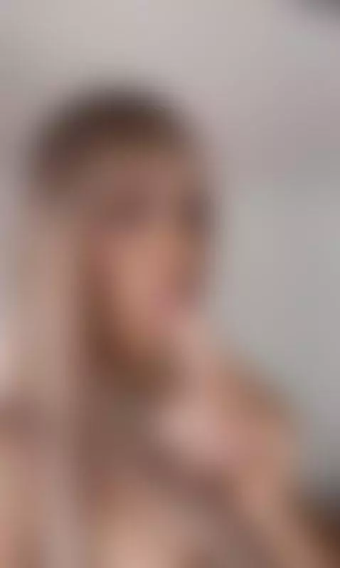 Treat me like a queen and I'll be your whore by kattiarose