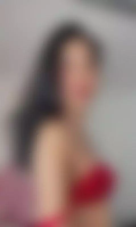 Treat me like a queen and I'll be your whore by kattiarose