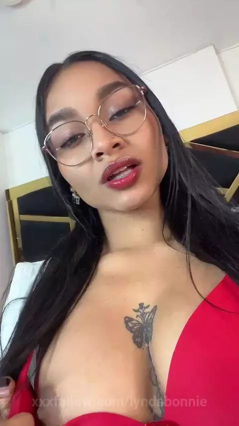 Let yourself be carried away by temptation and sensuality wi... by lyndabonnie