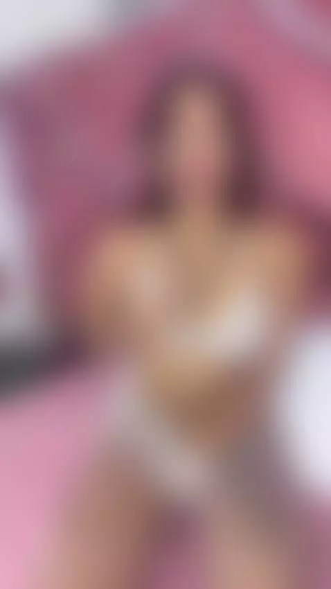 I have a sweet side and another that would make you lose you... by lyndabonnie