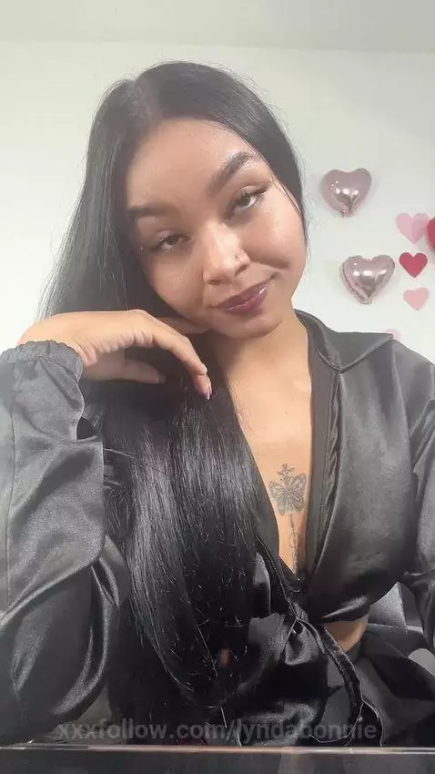 I have a sweet side and another that would make you lose you... by lyndabonnie