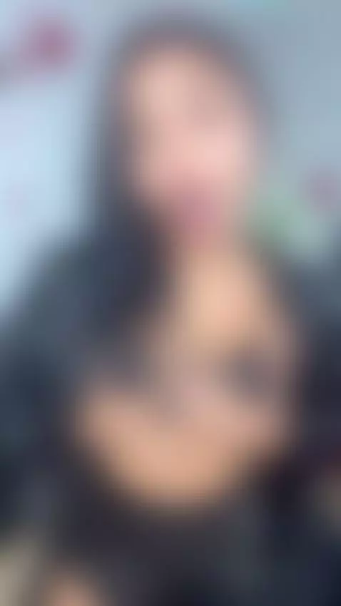 Treat me like a queen and I'll be your whore by lyndabonnie