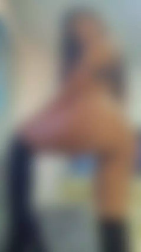 I have a sweet side and another that would make you lose you... by julisweett