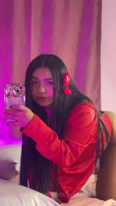 I will touch my whole body, hoping you come and do it yourse... by julisweett