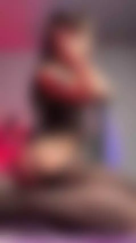 Do you like my body fishnet as much as I do? 😈 by draculairis