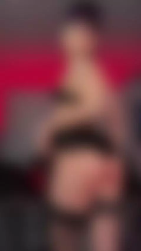 Admit it, you missed me 😛
Draculairis is back in action 😈
Yo... by draculairis