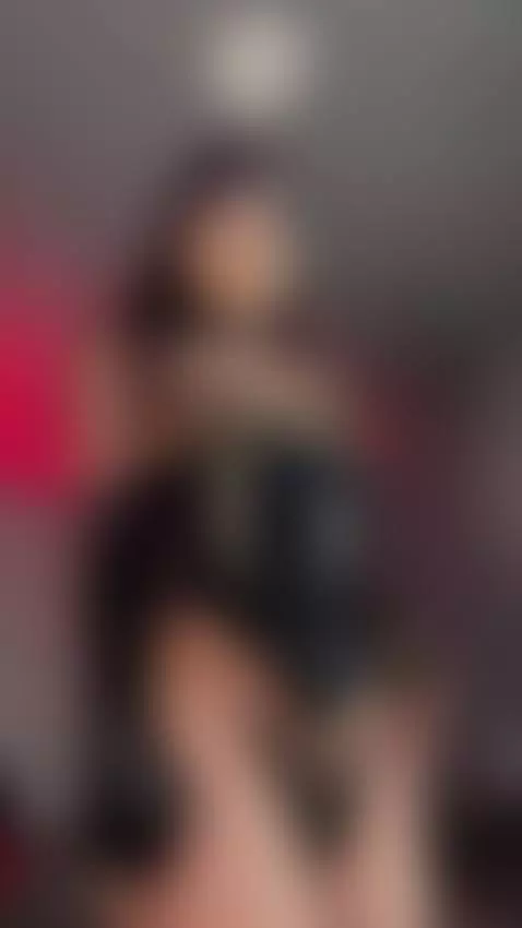 Tight?  Yes I am by draculairis