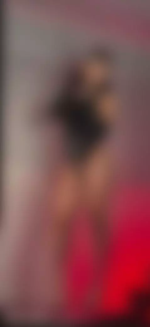 I'm online wearing my NEW LATEX OUTFIT ♥ by draculairis