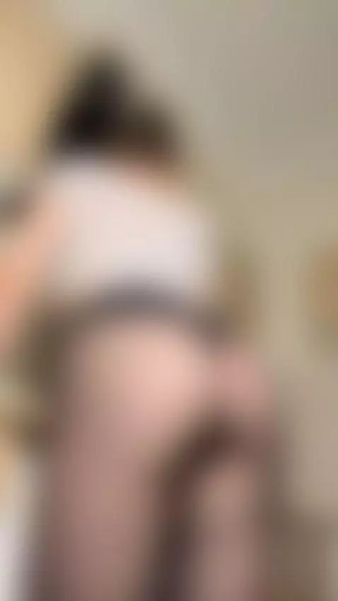 here's what's under my skirt by lina-wave