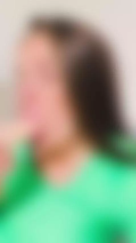 hi, i'm new here signing up by mia-sunnyy