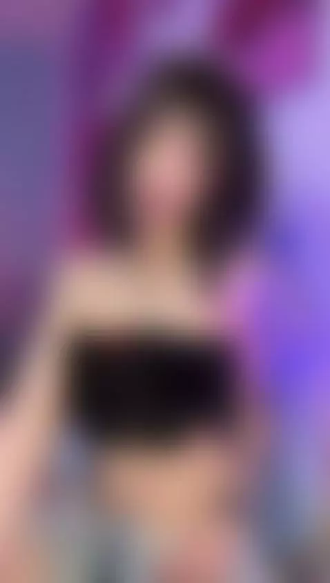 If you read this, it's already late: I'm online 😜 by hannahpagee